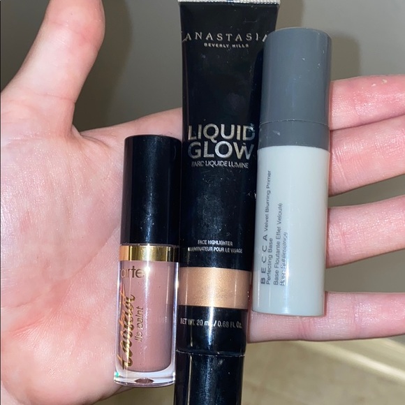Anastasia Beverly Hills Other - Never used makeup bundle